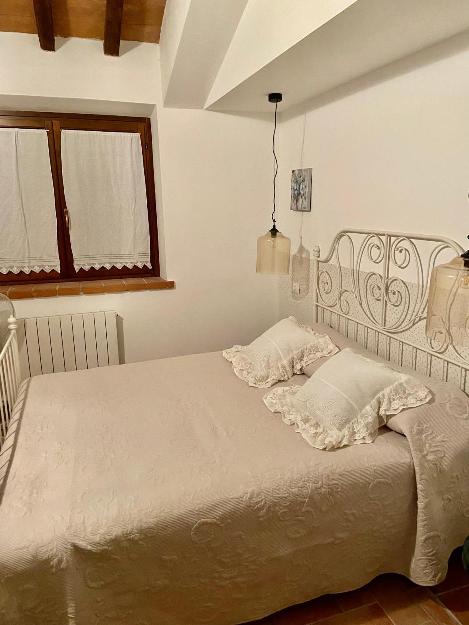 Villa Kima Tartufo Toscella ภายนอก รูปภาพ