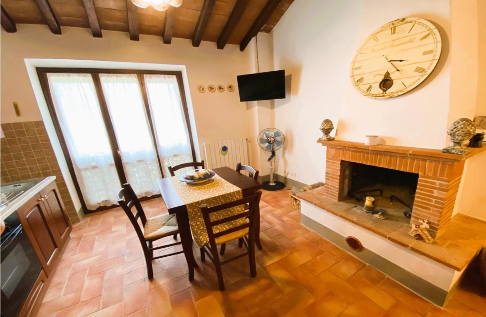 Villa Kima Tartufo Toscella ภายนอก รูปภาพ